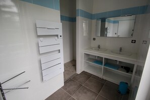 Shower - La Charmille - Saint-gaudent (SAINT-GAUDENT)