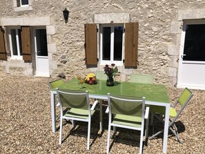 Outdoor dining - La Maison Poitevine - Chauvigny (CHAUVIGNY)