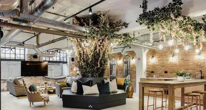 Luxury Stay With Sauna, Gym, and Pool in Leicester