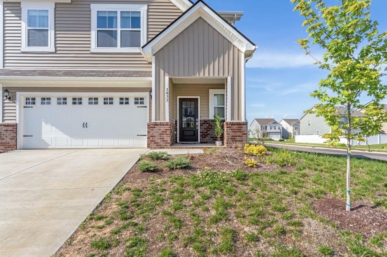 Single home downtown Lebanon TN