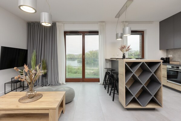 Appartement, 1 chambre, balcon | Salle de séjour