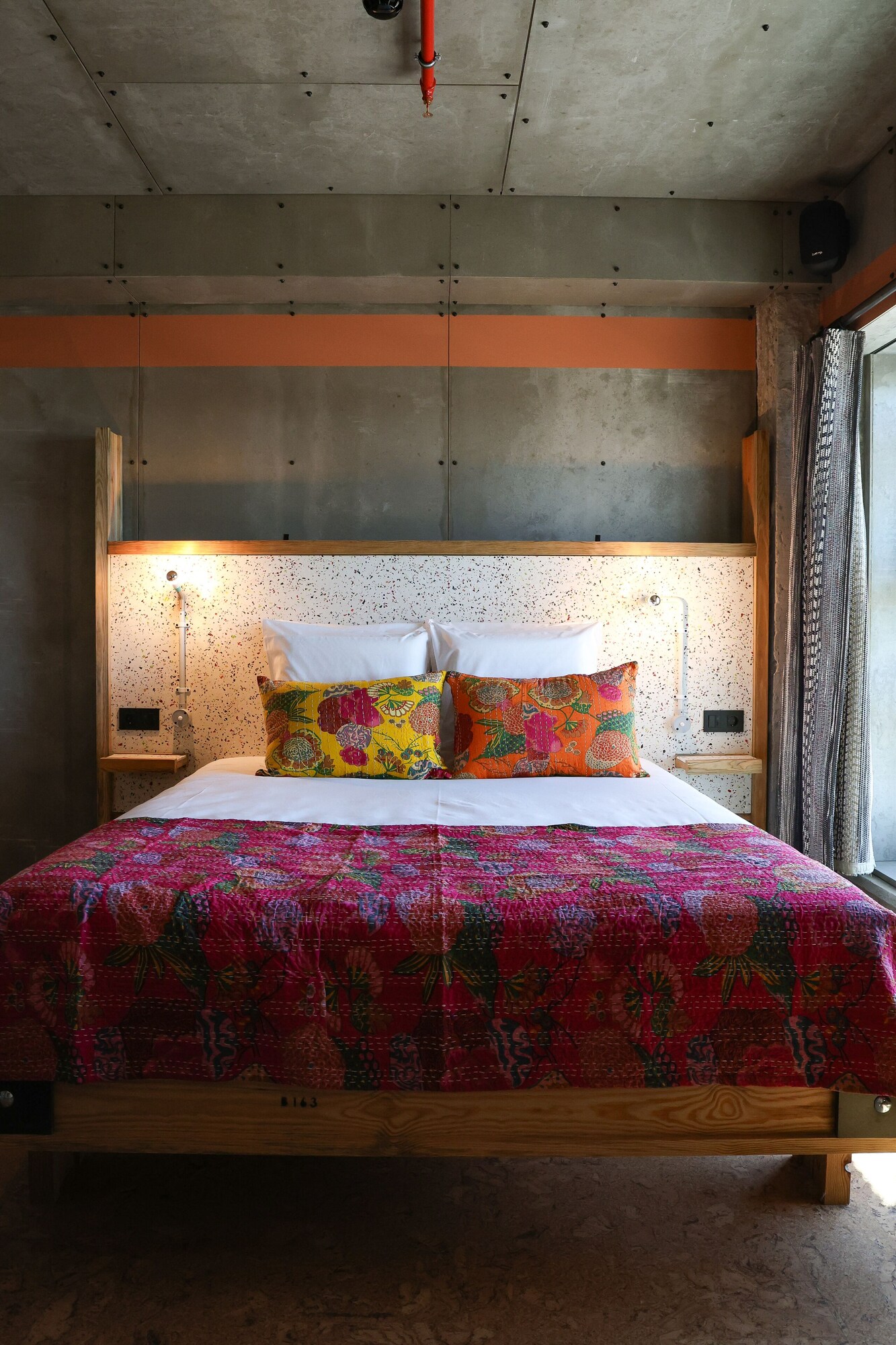 Double Room | In-room safe, desk, laptop workspace, soundproofing
