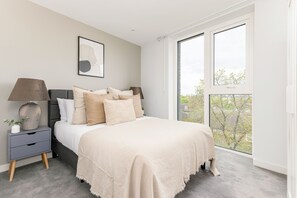 3 bedrooms, hypo-allergenic bedding, individually furnished - The Woodberry Collection (London)