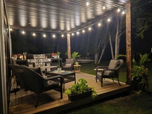 Terrace/patio - Le Betula - Nature Escape with Private Beach (Saint-Félicien)