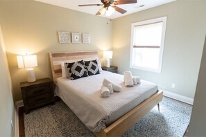 3 Schlafzimmer, Bügeleisen/Bügelbrett, kostenloses WLAN, Bettwäsche