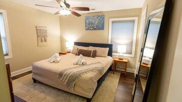 3 bedrooms, iron/ironing board, free WiFi, bed sheets