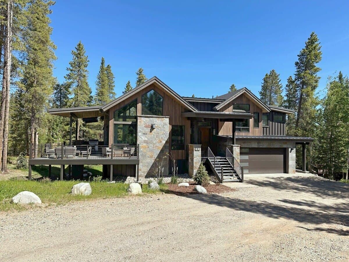 5BR Luxury Escape, Hot Tub, View And Shuttle