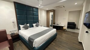 Premium Room, Balcony | Memory foam beds, individually furnished, desk, laptop workspace - Hotel Silver Clé Hitech City (Hyderabad)
