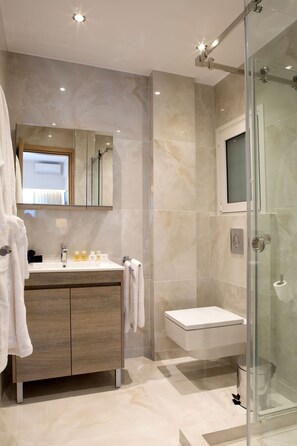 Unclassified image, 5 of 9, button - Athens Hilton View Residence M1 (Athens)