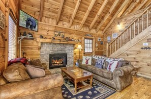 Smart-TV, Kamin, Videospiele