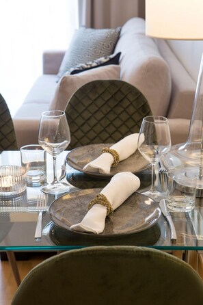 Apartment | 2 bedrooms - 100 sq m 5th Floor Apartment in Prime Location (Athens)