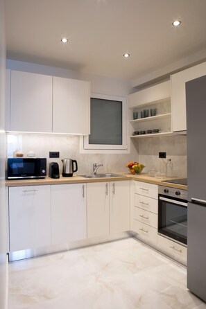 Apartment | 2 bedrooms - 100 sq m 5th Floor Apartment in Prime Location (Athens)