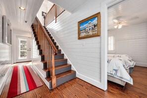 3 bedrooms, iron/ironing board, free WiFi, bed sheets - Beachfront in Seaside on 2 lots, Gulf views, Porches & Rooftop Deck, 2 Bikes (Santa Rosa Beach Fl)