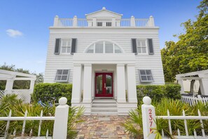 Exterior - Beachfront in Seaside on 2 lots, Gulf views, Porches & Rooftop Deck, 2 Bikes (Santa Rosa Beach Fl)