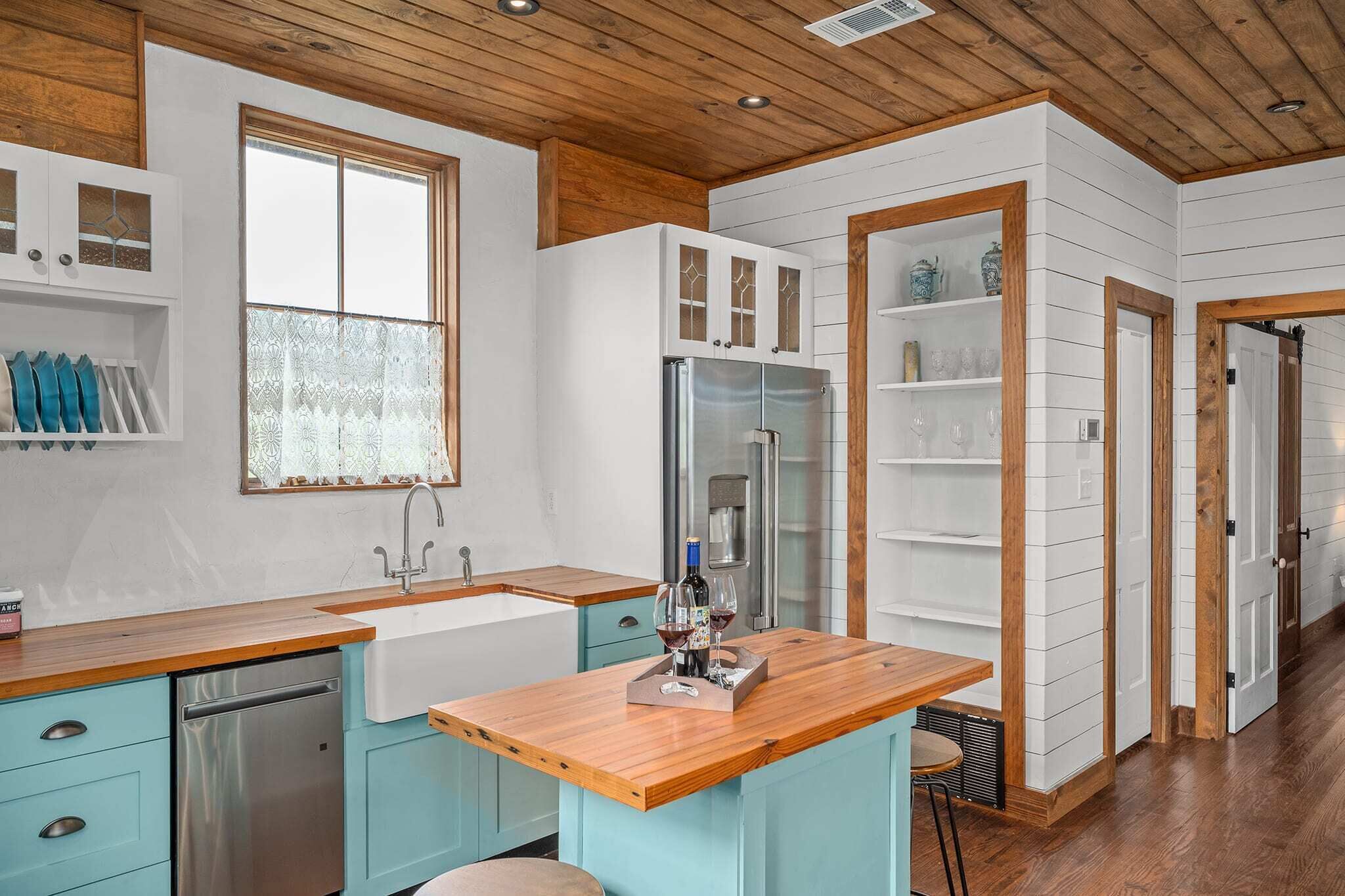 Melissa's Farmstead - Cottage, great views!