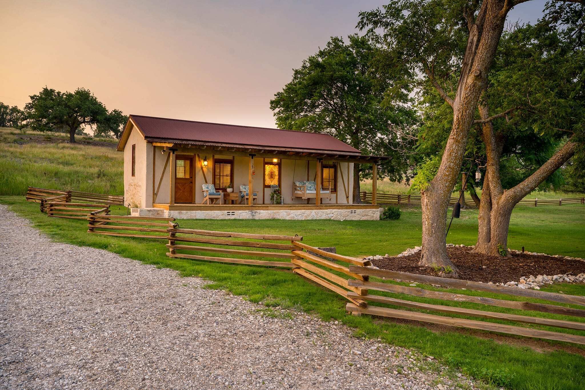 Melissa's Farmstead - Cottage, great views!