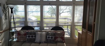 Lake Palestine Cute Home Chandler Texas