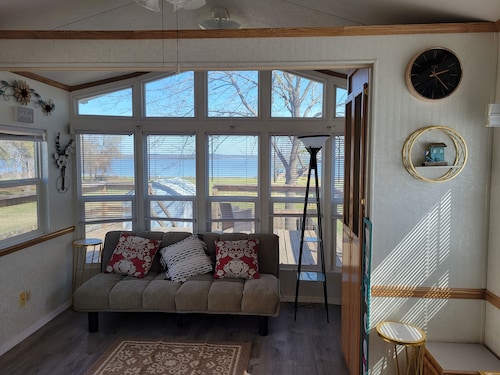 Lake Palestine Cute Home Chandler Texas