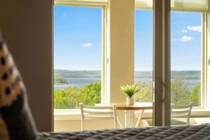 2 bedrooms, individually decorated, individually furnished, free WiFi - It's a Good Life - Stunning Lake Views! (Branson)