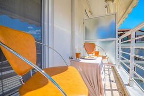 Studio | Restauration en plein air