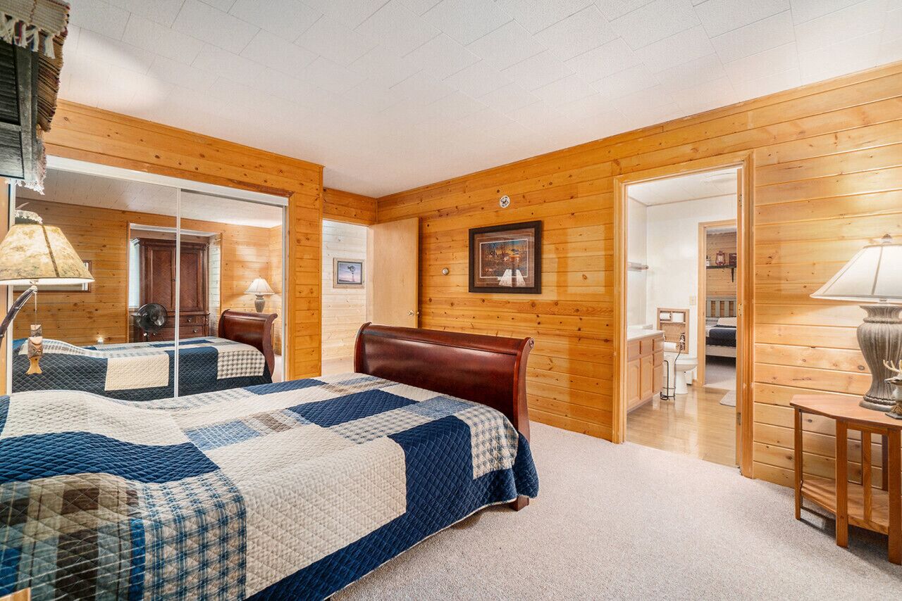 4 chambres, fer et planche à repasser, Wi-Fi gratuit, draps fournis