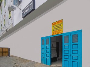 Front of property - OYO 92403 Gatsu Homestay (Medan)