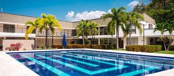 Finca California, The Platinium Luxury In Sopetran