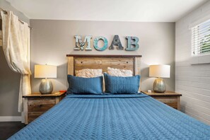 1 Schlafzimmer, Schreibtisch, Bügeleisen/Bügelbrett, WLAN