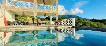 New listing: oversized rooms, yoga pavilion, saltwater pool and kids zip line!