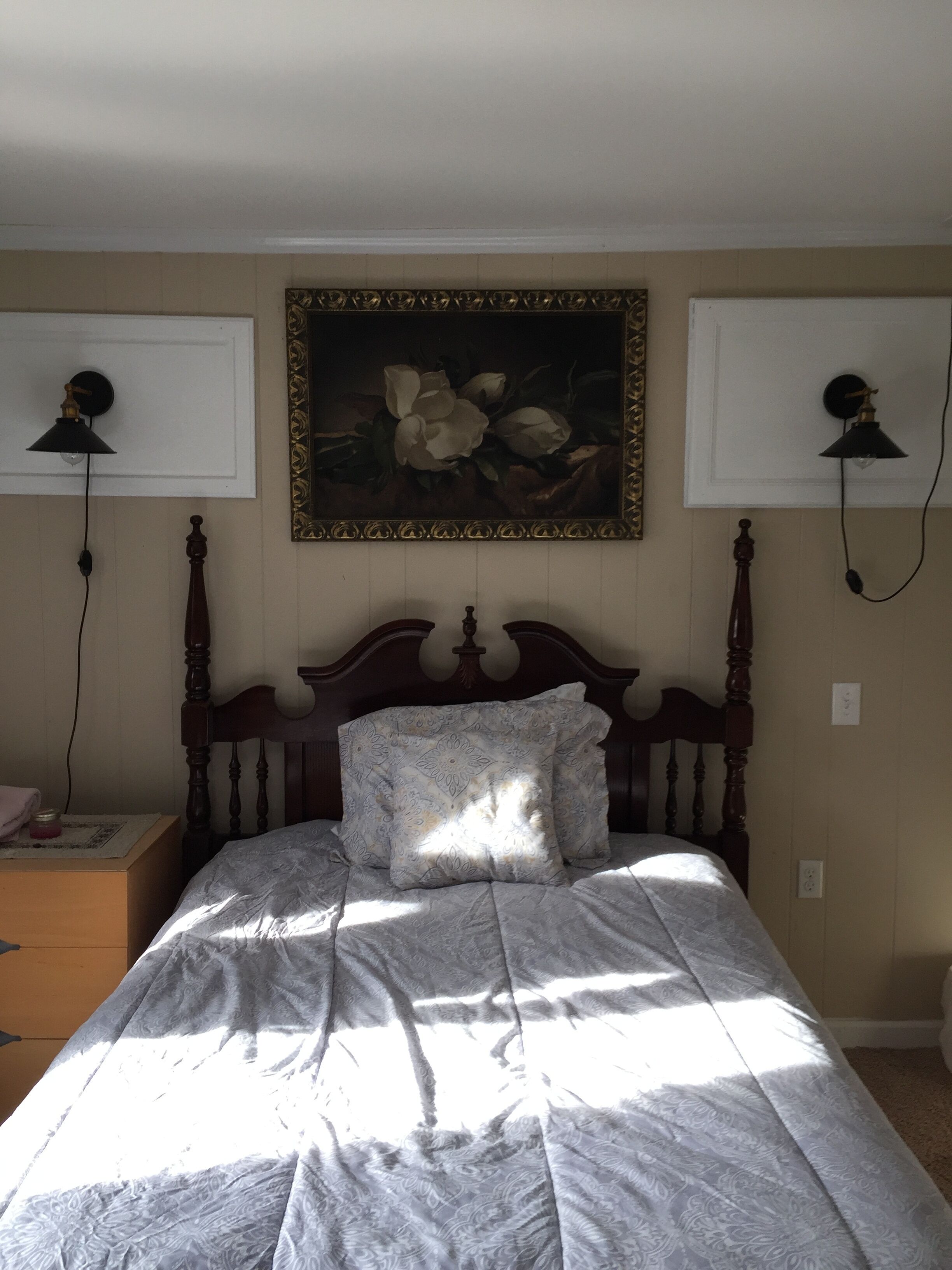 Lake home, waterfront,  rustic, large, spacious, deck, patio, grill