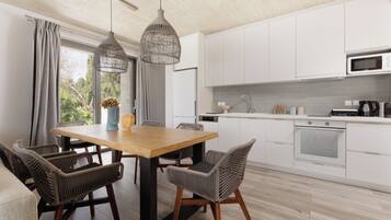 Luxury Villa, 5 Bedrooms, Non Smoking, Private Pool | Private kitchen | Full-sized fridge, microwave, oven, stovetop