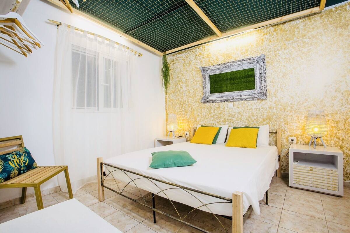 Casa N5 | 1 bedroom, iron/ironing board, WiFi (free)