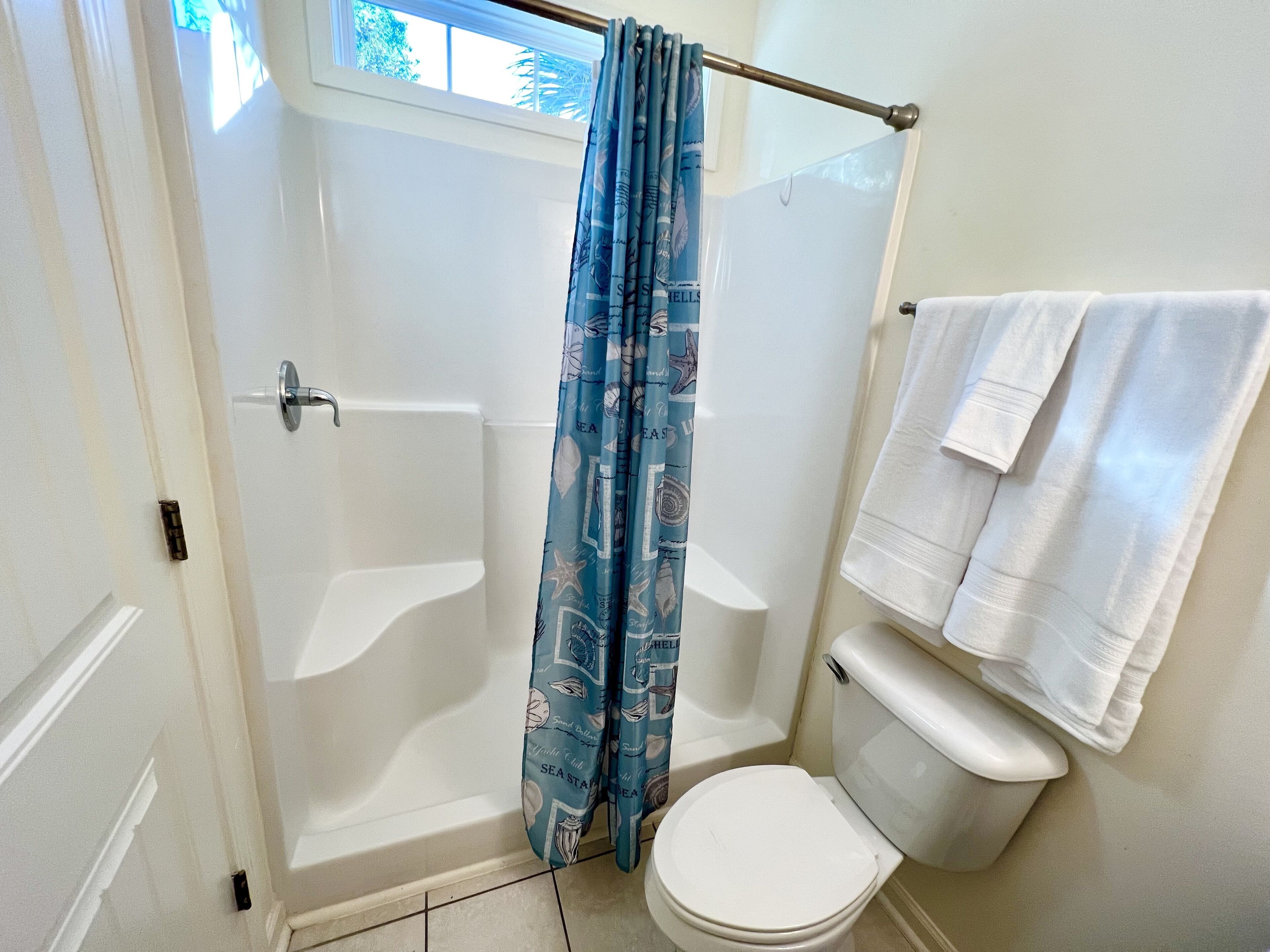 Håndklæder, Sæbe, Shampoo, Toiletpapir