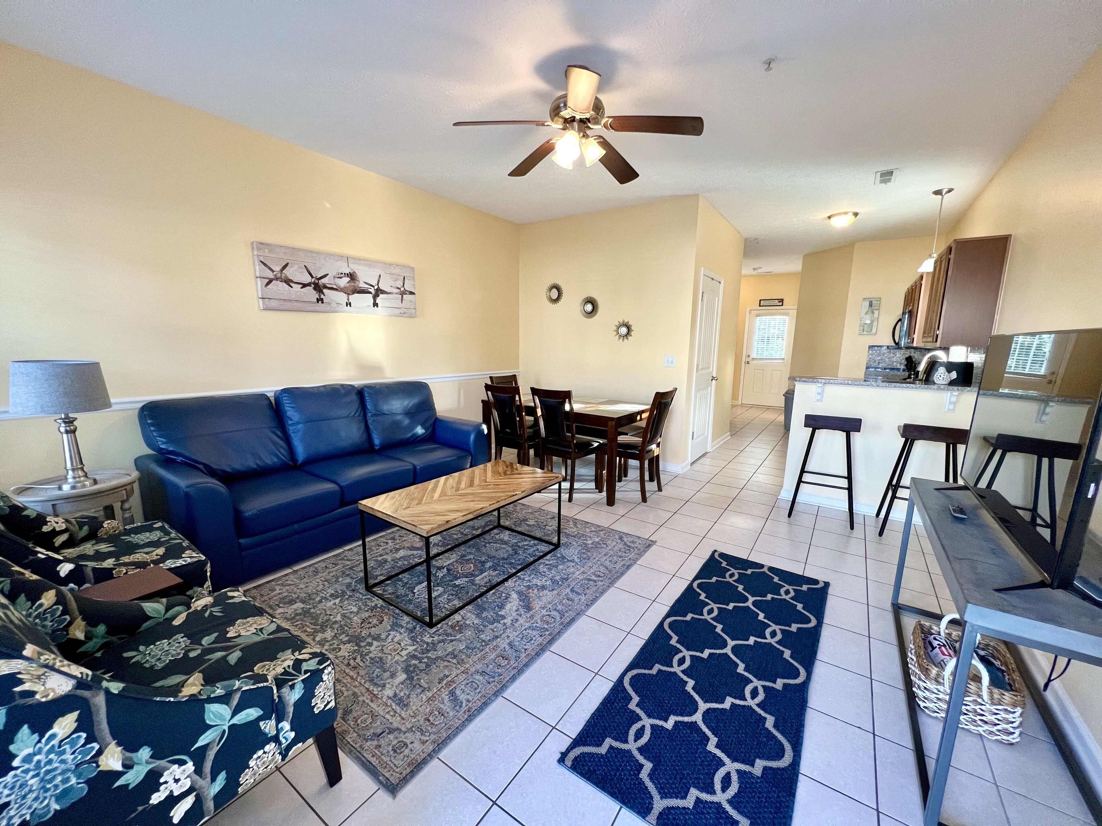 2 Bed, 2 Bath Coral Cottage—Walk to the Beach!