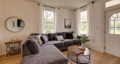 Modern Family Home in Mason w/ Backyard + Fire Pit