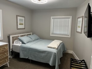 2 bedrooms, desk, iron/ironing board, travel cot