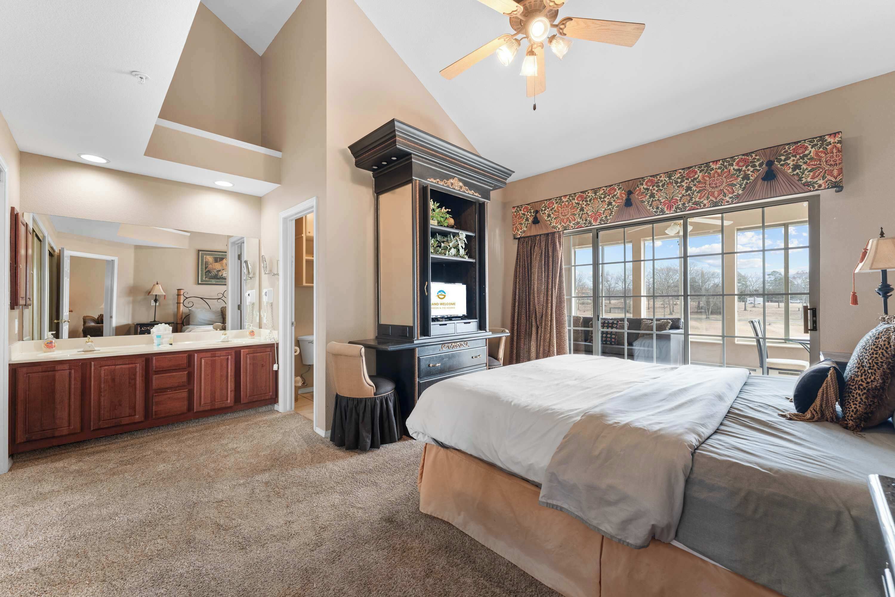 Condo, Multiple Beds, Patio, Golf View (Glory Daze) | 3 bedrooms, individually decorated, individually furnished, free WiFi