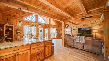 Cabin, Multiple Beds, Hot Tub | Private kitchen | Fridge, microwave, oven, stovetop