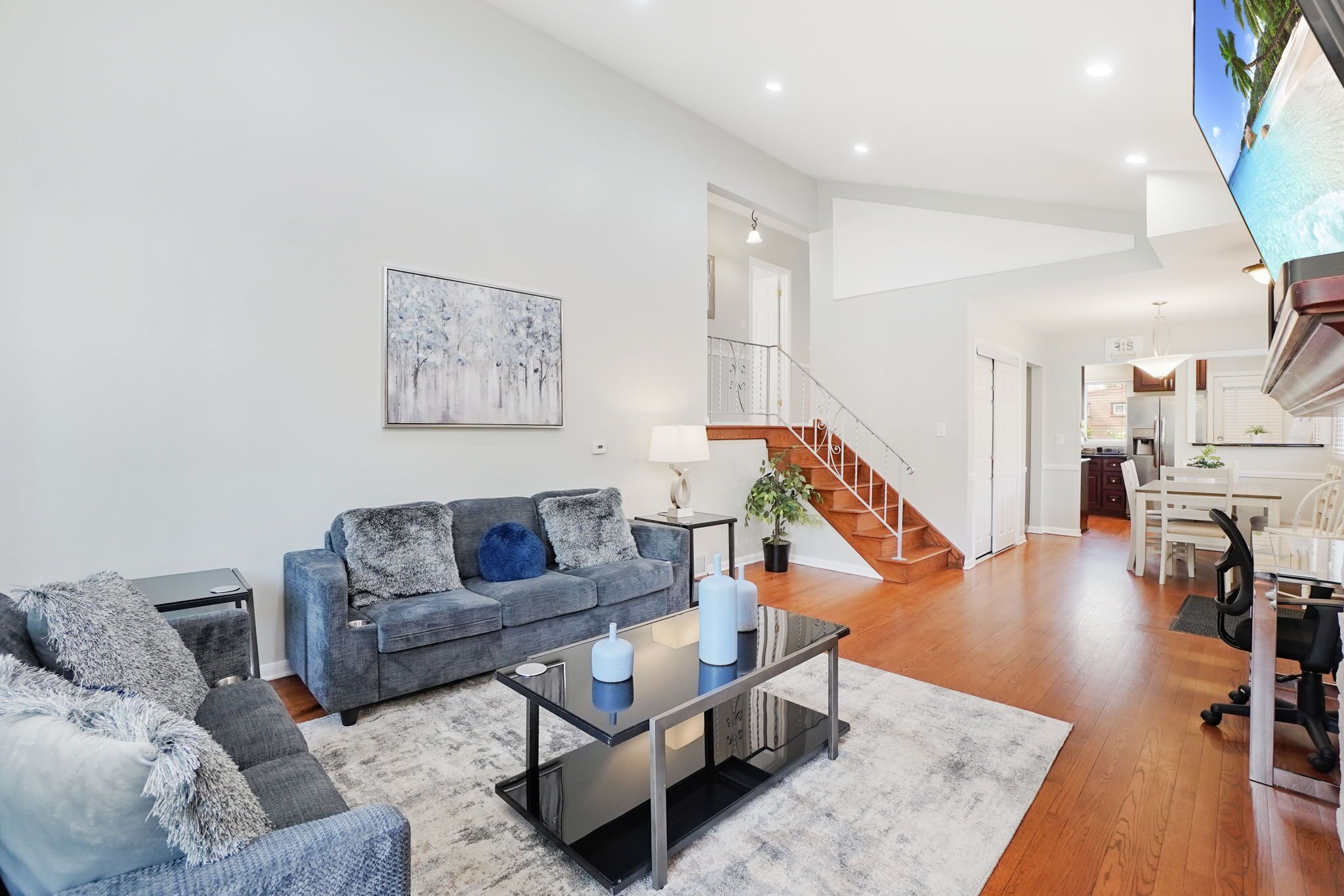 Extended Stay Northbrook FHS Rental