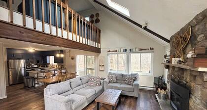 Creekside Cabin in Poconos Mountain Resort
