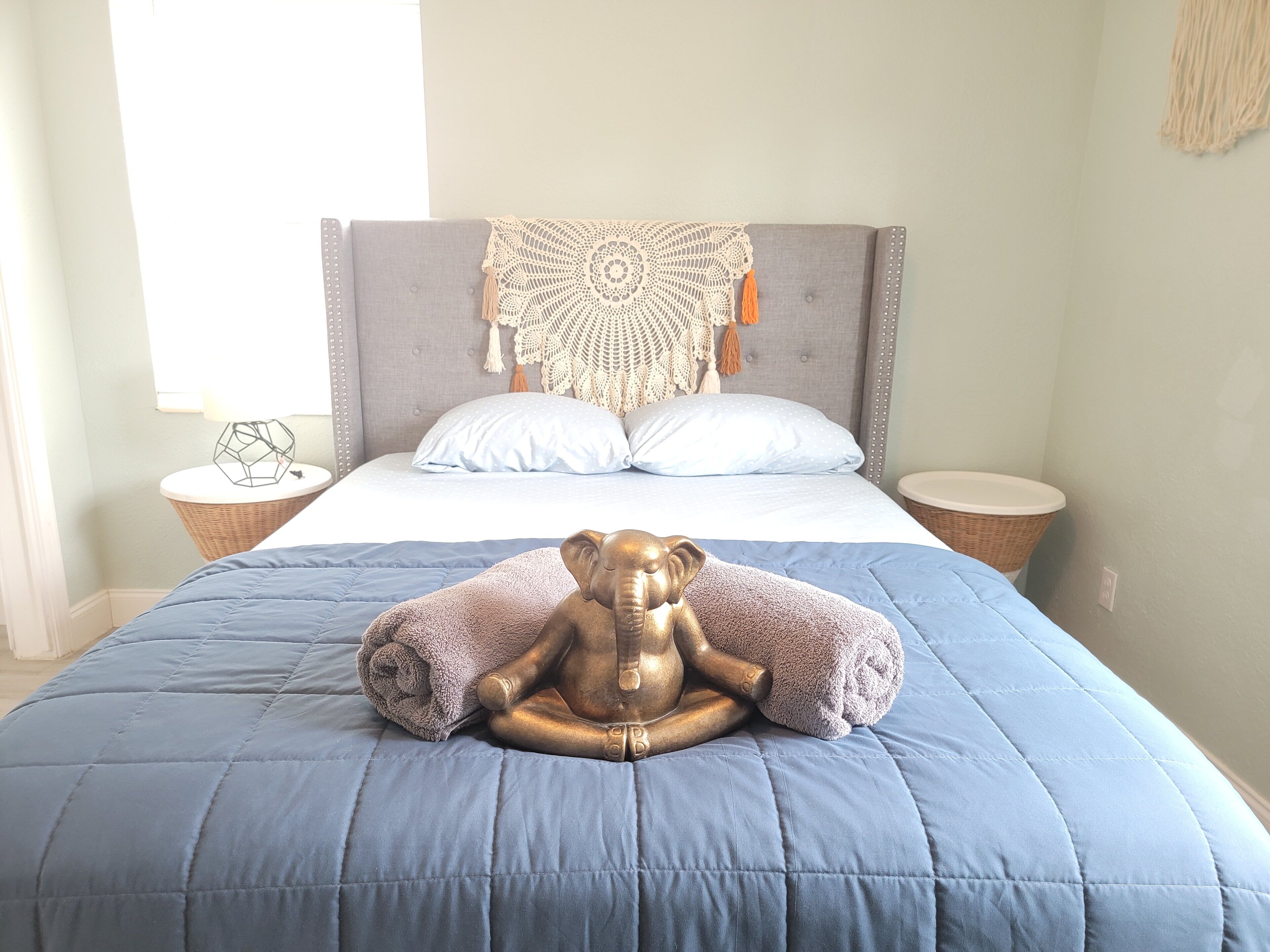 Boho Breeze Casita/ Minutes to downtown Saint Pete, FL/ Fish at Lake Maggiore