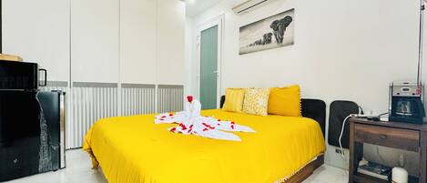 1 bedroom, free WiFi, bed sheets