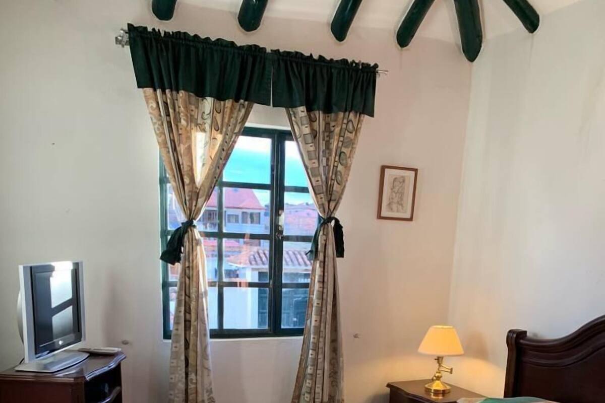 Economy Room