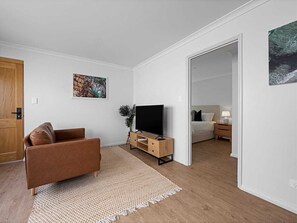 3 bedrooms, iron/ironing board, travel cot, WiFi