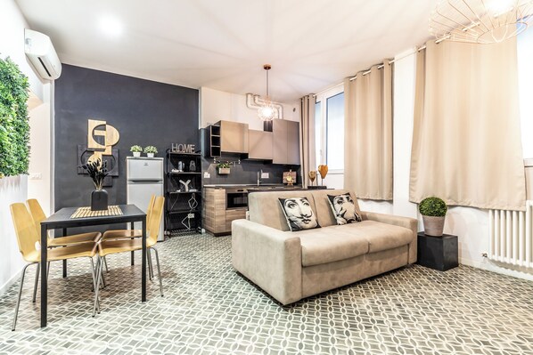 Appartement, 1 chambre | Coin séjour