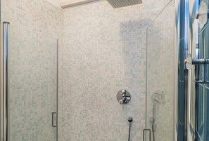Apartment, 1 Bedroom, Terrace | Bathroom | Shower, free toiletries, hair dryer, bidet - Eden Vista Mare By Wonderful Italy (Genoa)