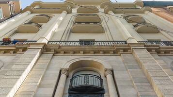 Bagian depan properti