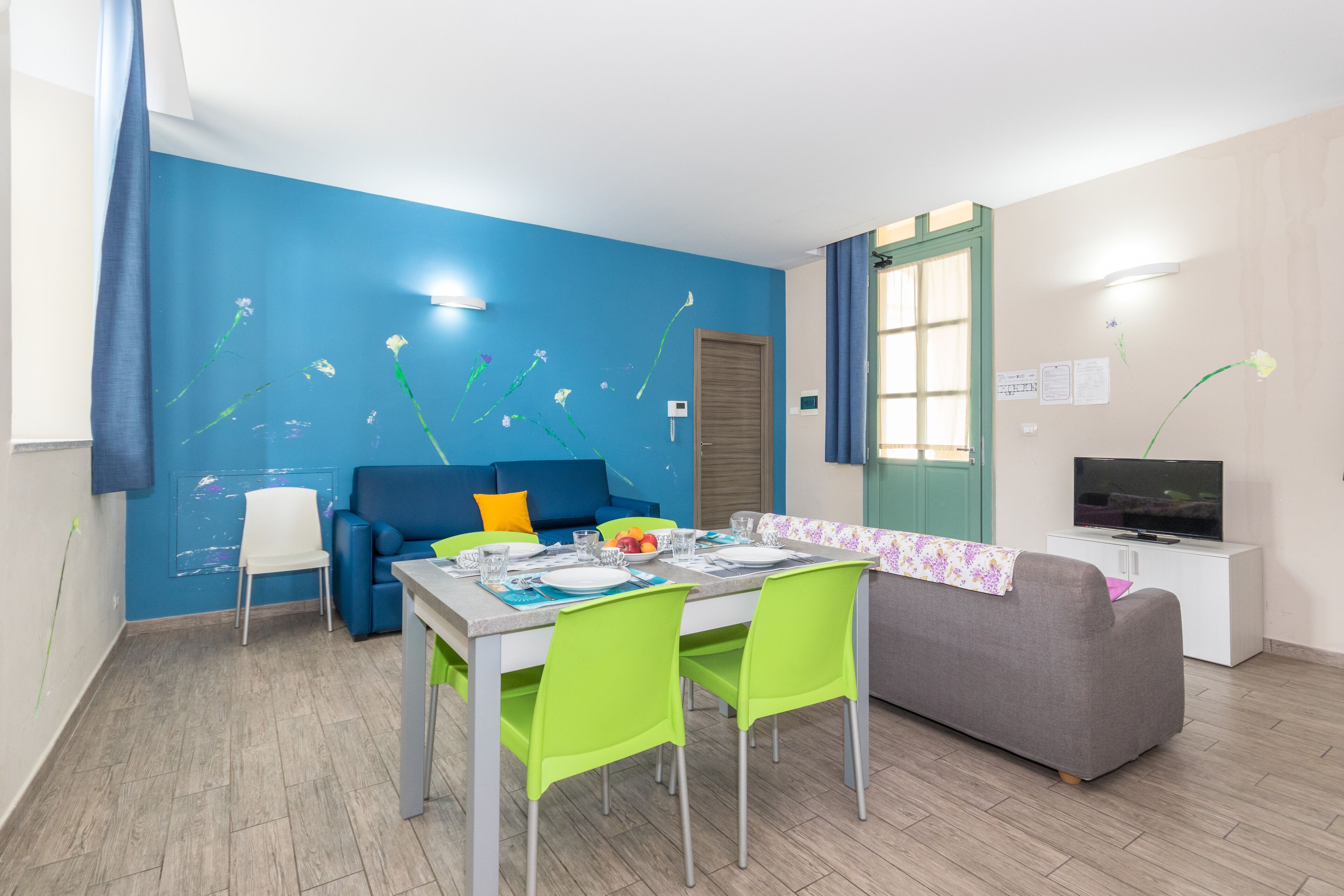 City-Apartment | Esszimmer