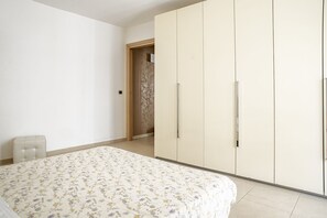 Apartment | 1 Schlafzimmer, Schreibtisch, kostenloses WLAN, Bettwäsche
