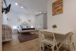 Classic Studio | Living area